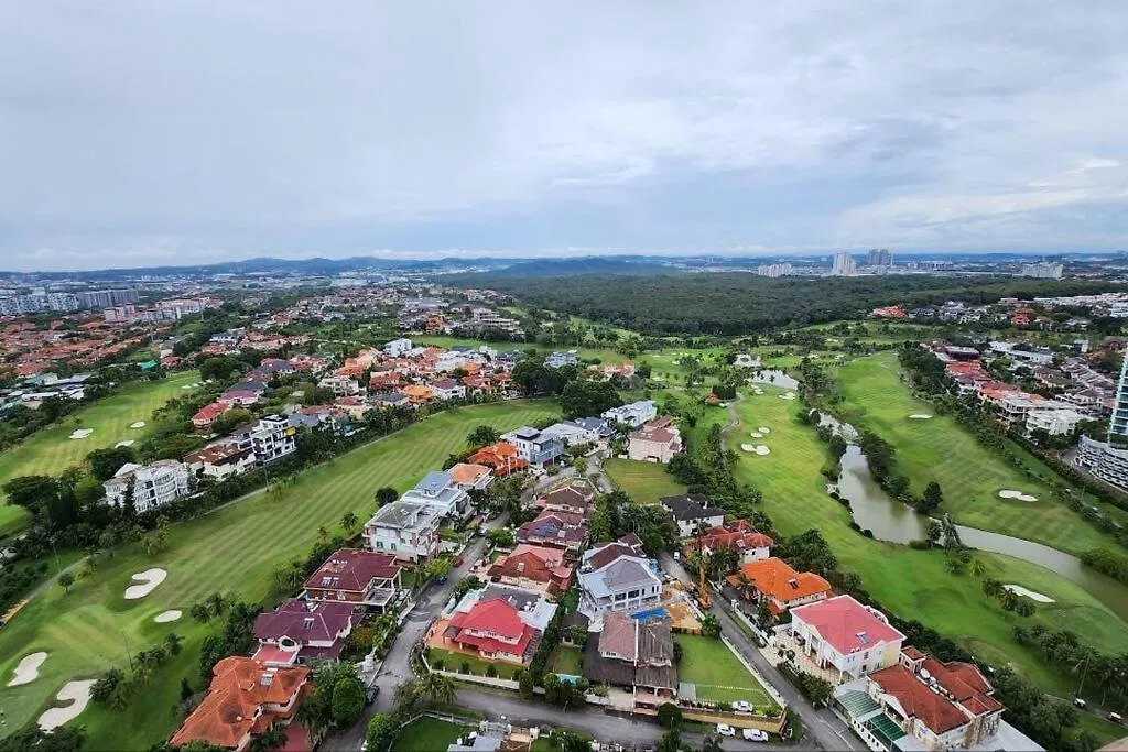 Lumi Tropicana Petaling Jaya 0102 Golf View Malaysia