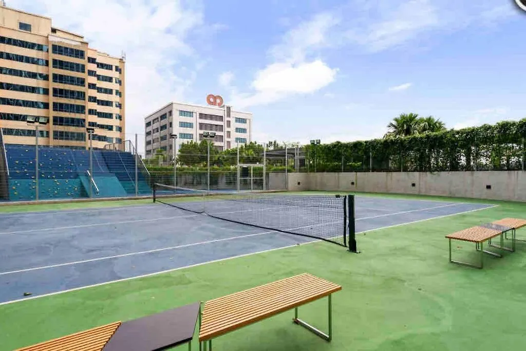 Lumi Tropicana Petaling Jaya 0102 Golf View 0*,