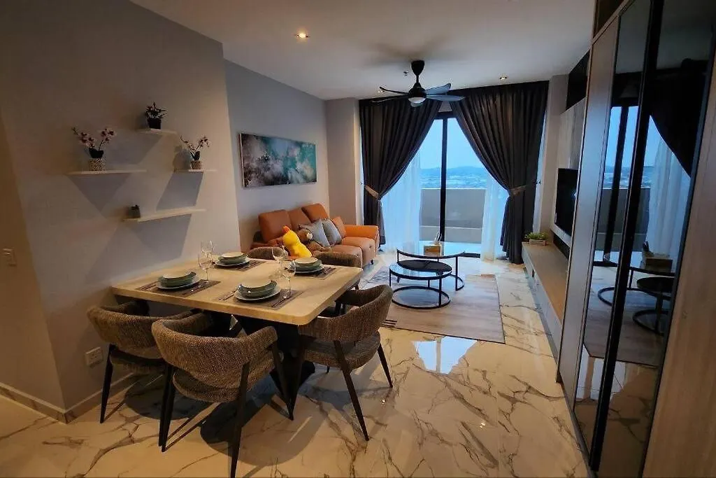 Appartement Lumi Tropicana Petaling Jaya 0102 Golf View